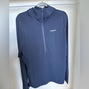 Patagonia 1/4 Zip Liner with Hood Size Large